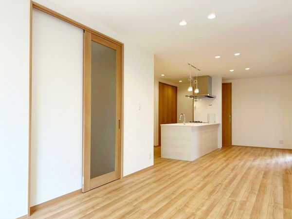 西京区川島三重町 6号地 リビング