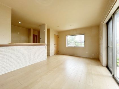 京都市西京区大枝塚原町 リビング