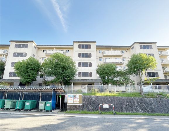 境谷西第2住宅団地 2棟 外観 境谷西第2住宅団地 2棟 外観