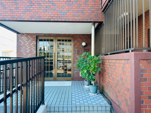 グランド日光ハイツ西向日 エントランス エントランス