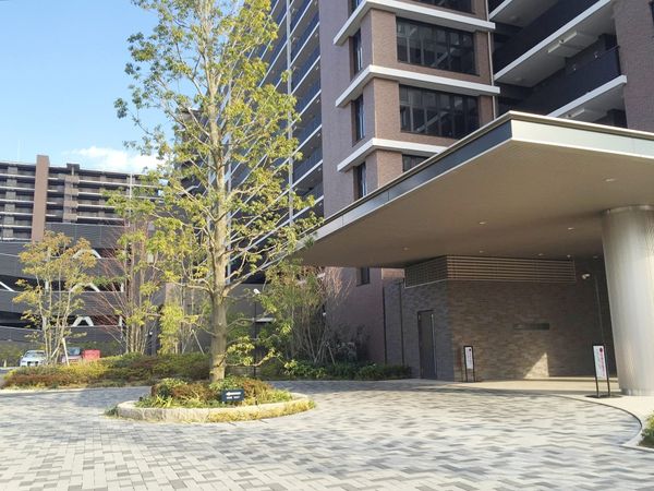 京都桂川つむぎの街ブライトスクエア エントランス 京都桂川つむぎの街ブライトスクエア エントランス