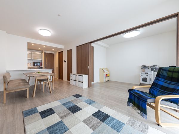 京都桂川つむぎの街ブライトスクエア リビング 京都桂川つむぎの街ブライトスクエア リビング