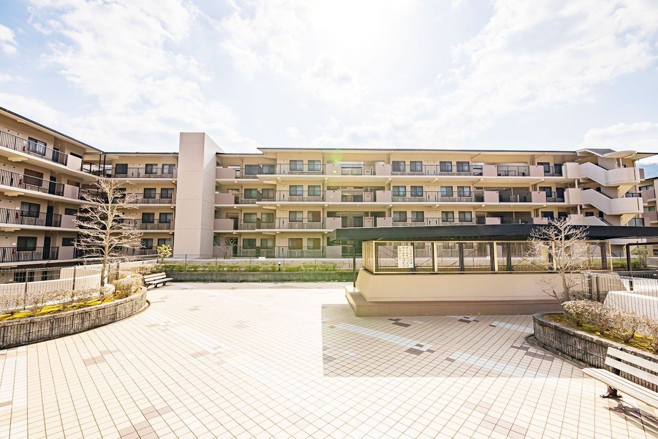 サンシティ桂坂ロイヤル 参番館 外観 外観