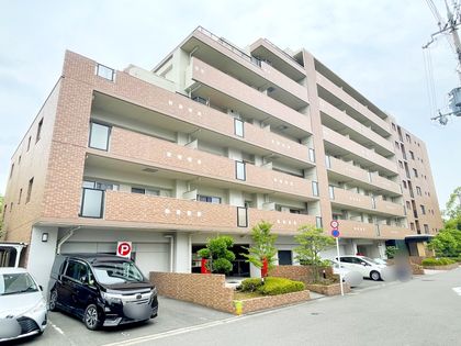 ユニ・アルス洛西プレジオ 外観