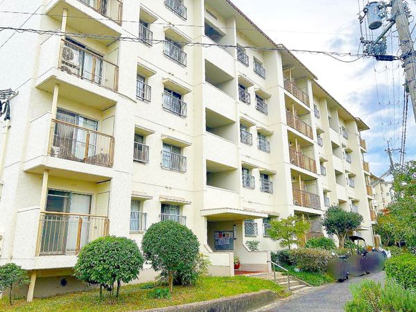 境谷西第2住宅団地 14棟 外観 境谷西第2住宅団地 14棟 外観