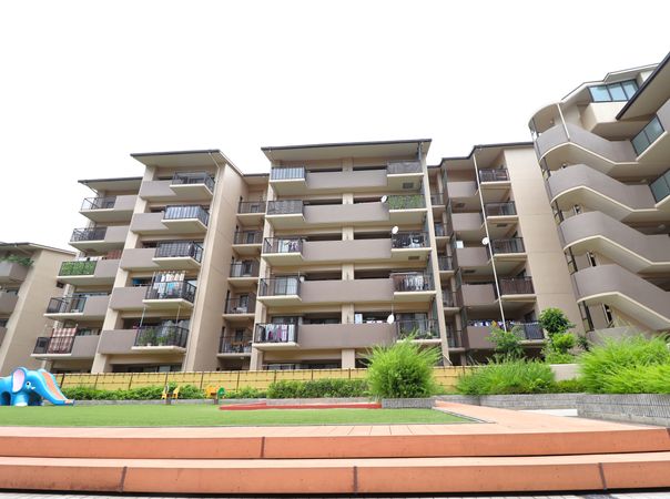 サンシティ桂坂 参番館 外観 サンシティ桂坂 参番館 外観