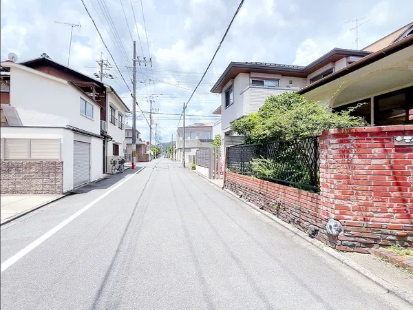 前面道路西向き