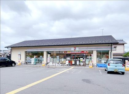 左京区一乗寺才形町 セブンイレブン京都白川北大路店(約310m) セブンイレブン京都白川北大路店(約310m)