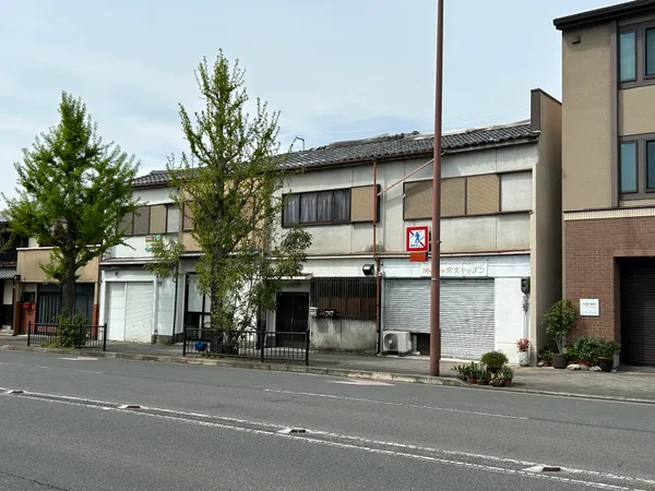 外観（物件東側から）