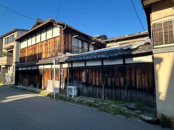 外観（物件西側から）