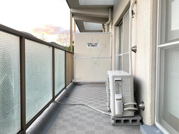 京都北山スカイハイツ A棟 バルコニー