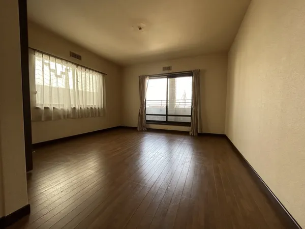 ２階北西側洋室（一戸建部分）