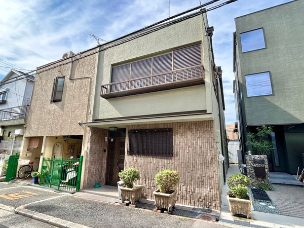 東住吉区南田辺5丁目 古家付土地 前面道路含む外観 東住吉区南田辺5丁目 古家付土地 前面道路含む外観