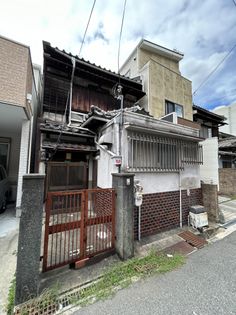 大阪市阿倍野区播磨町1丁目 古家付土地 前面道路含む外観