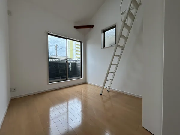 洋室（約5.5帖）