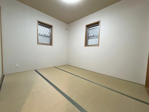 落ち着きのある和室がございます。