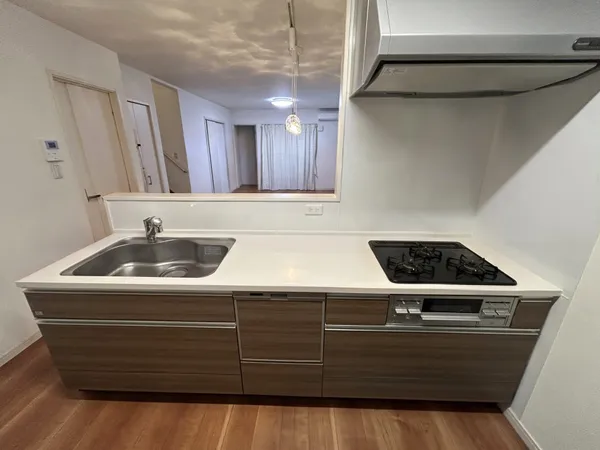 ※画像は実際の室内写真および間取り図をもとに、CGにて再現した「空室リフォームイメージ」であり、実際とは多少異なります。