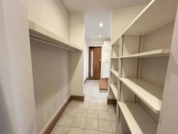 ※画像は実際の室内写真および間取り図をもとに、CGにて再現した「空室リフォームイメージ」であり、実際とは多少異なります。