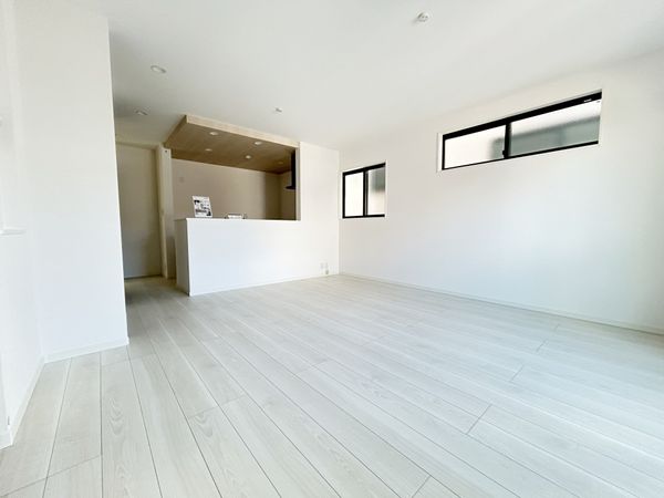 東住吉区南田辺2丁目 戸建(A号棟) リビング