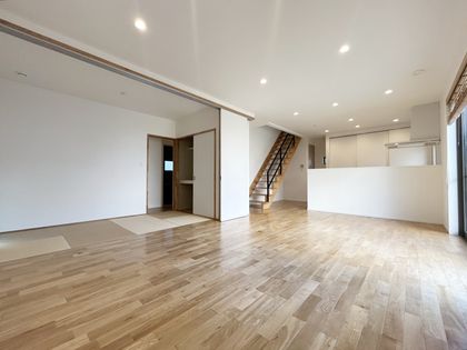 堺市東区日置荘西町5丁 リビング