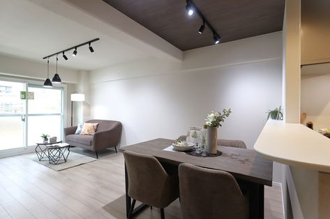 日商岩井帝塚山マンション リビング