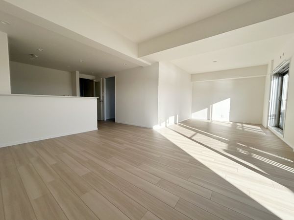 ファミリートーク新北島 リビング