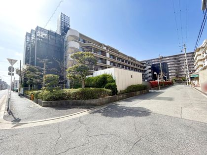 ユニハイム中加賀屋 外観