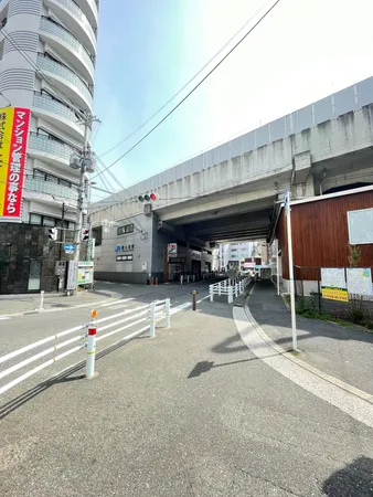 徒歩12分。