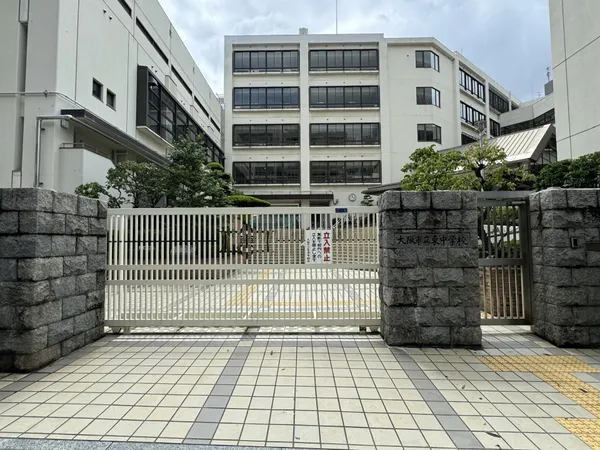 徒歩19分。