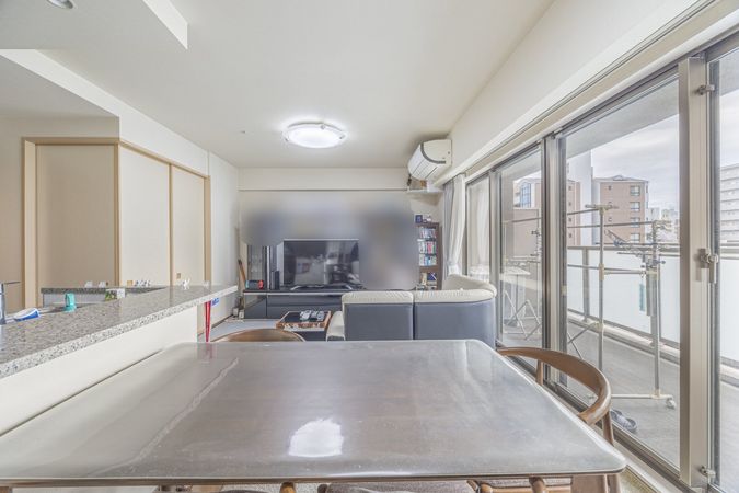 ウェリス難波宮上町 リビング リビング