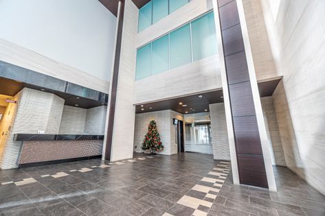 エステムプラザ大手前エヴァース エントランス