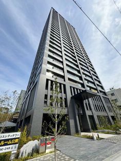 THE CROSS CITY TOWER 外観