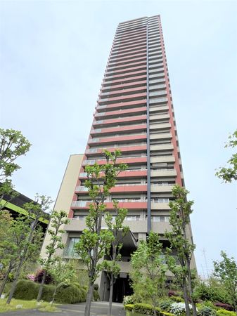 プラネ・ルネスプリングスタワー大阪 外観