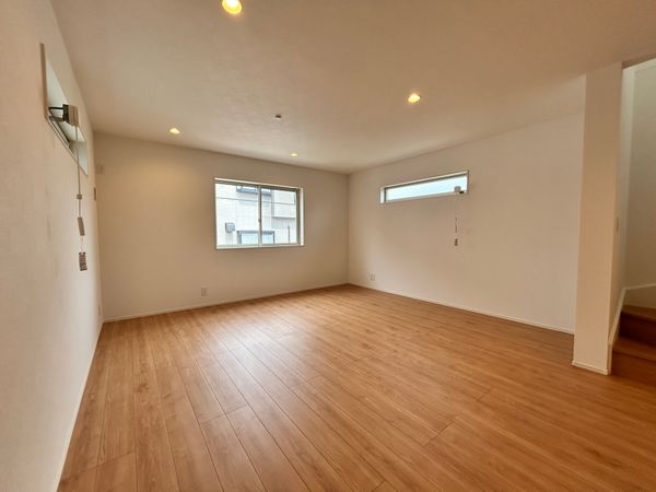 内本町3丁目 戸建 リビング