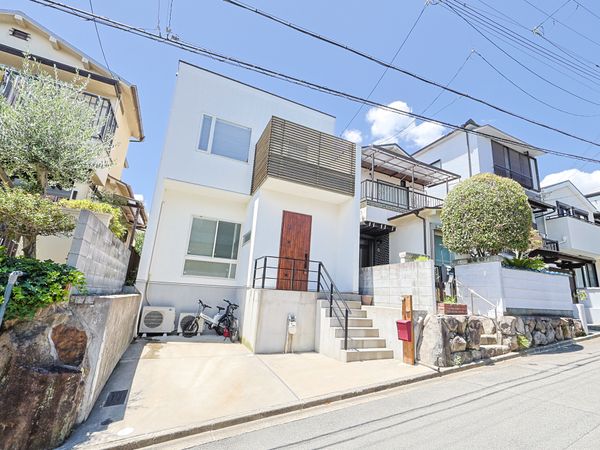 吹田市佐井寺4丁目 中古戸建 外観 吹田市佐井寺4丁目 中古戸建 外観
