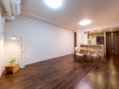 ウエリス吹田山手町 イースト リビング