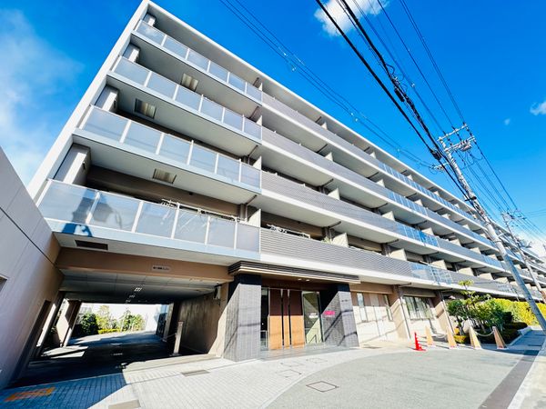 ウエリス吹田山手町 ウエスト 外観