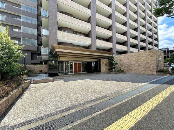 リーザス南千里 エントランス エントランス