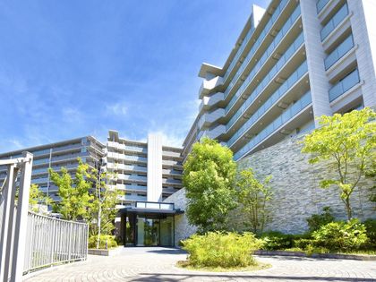 ザ・パークハウス南千里アリーナ 外観