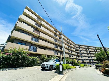 グランアークス千里山 外観