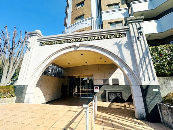 セレッソコート豊中緑地公園 エントランス セレッソコート豊中緑地公園 エントランス