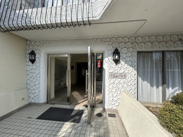 千里山パレス エントランス エントランス