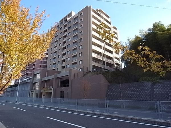 メゾン南千里シェプレ 外観