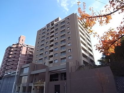 メゾン南千里シェプレ 外観