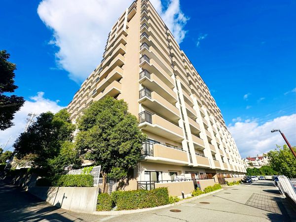 ヴィルヌーブ緑地公園 外観 ヴィルヌーブ緑地公園 外観