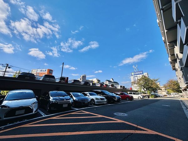 近鉄緑地公園グランドハイツ 駐車場 近鉄緑地公園グランドハイツ 駐車場