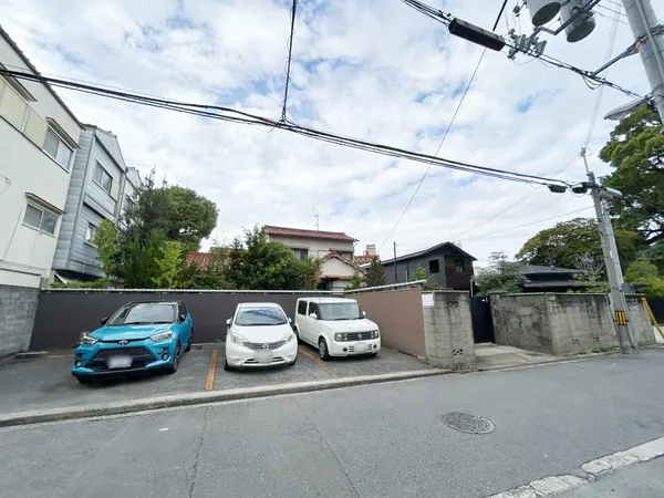 【土地写真】土地面積777.3平米（約235.1坪）の土地です。※セットバック面積約6.35平米含む