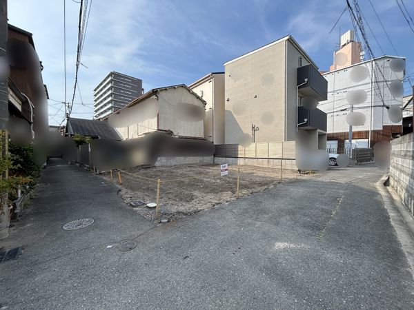 大阪市東淀川区上新庄3丁目 土地 前面道路含む外観