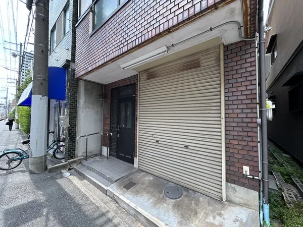 ○土地面積（公簿）／６５.５０平米（約１９.８１坪）○建物面積（公簿）／１８７.５５平米（約５６.７３坪）