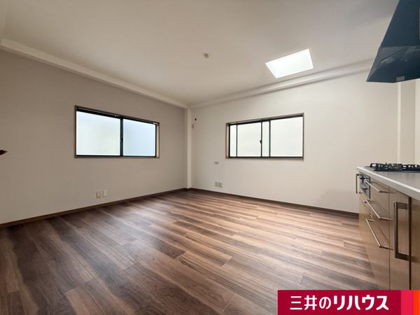 淀川区三津屋中2丁目 戸建 リビング 淀川区三津屋中2丁目 戸建 リビング